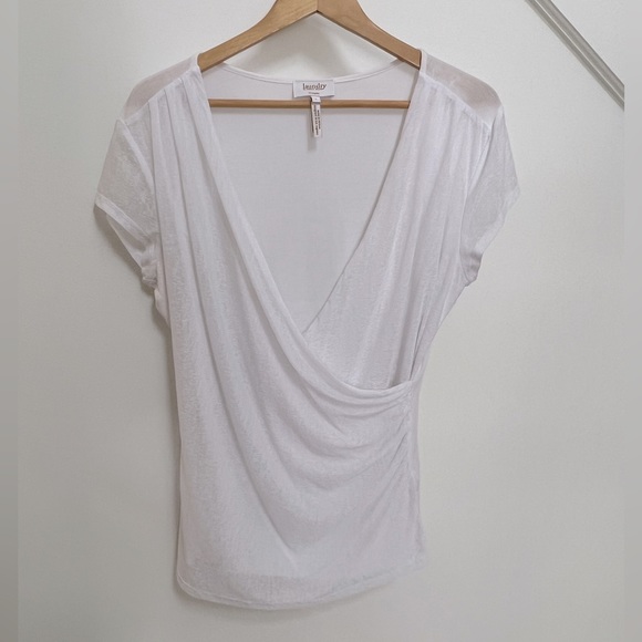 Laundry White Wrap T-Shirt Women’s Size Large - Picture 1 of 4